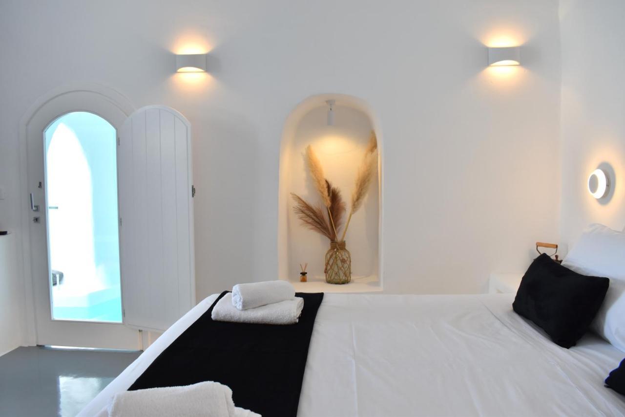 Oinos Luxury Suites Caldera Oia  Ngoại thất bức ảnh